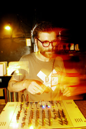 REAL GROOVES VOL 6 @ YELLOW